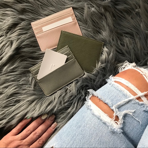 NWT ๐น SLIM CARDHOLDER | QUALITY VEGAN LEATH GREY - Picture 6 of 8